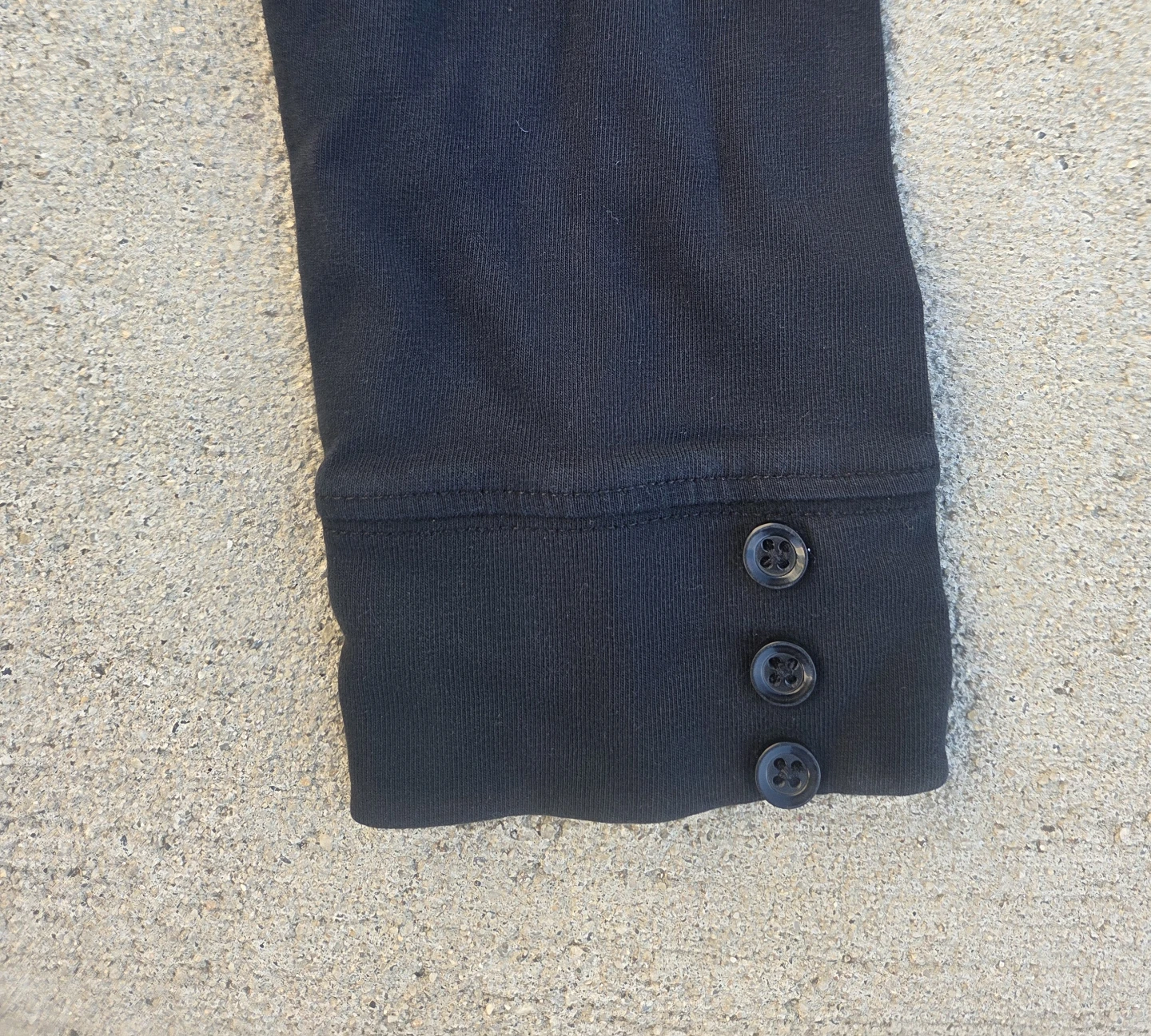 Circo Black Button Detail Capri Leggings Size 3T - photo 3