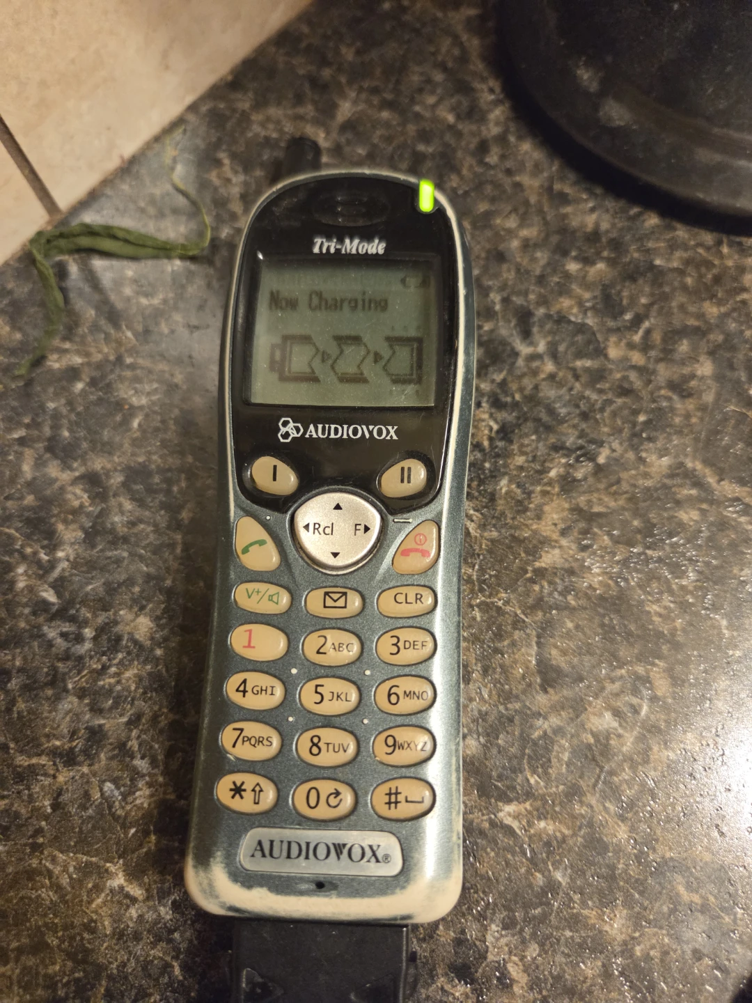 Audiovox Tri-Mode Cell Phone - photo 2