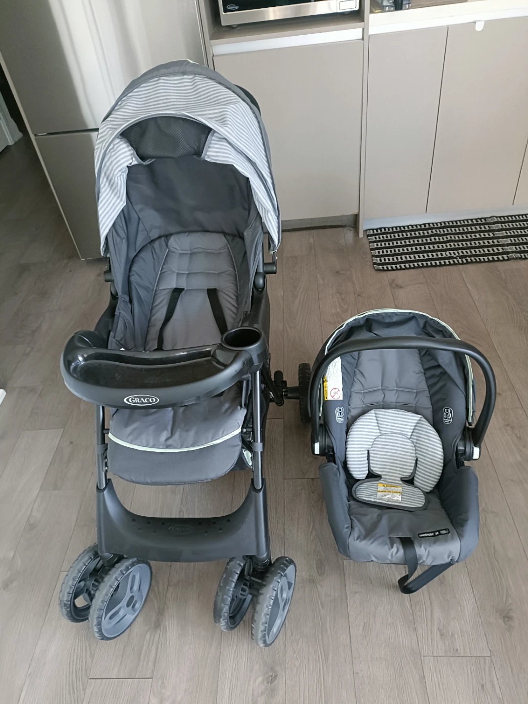 Graco Stroller & Infant Car Seat– Excellent Condition! - photo 2