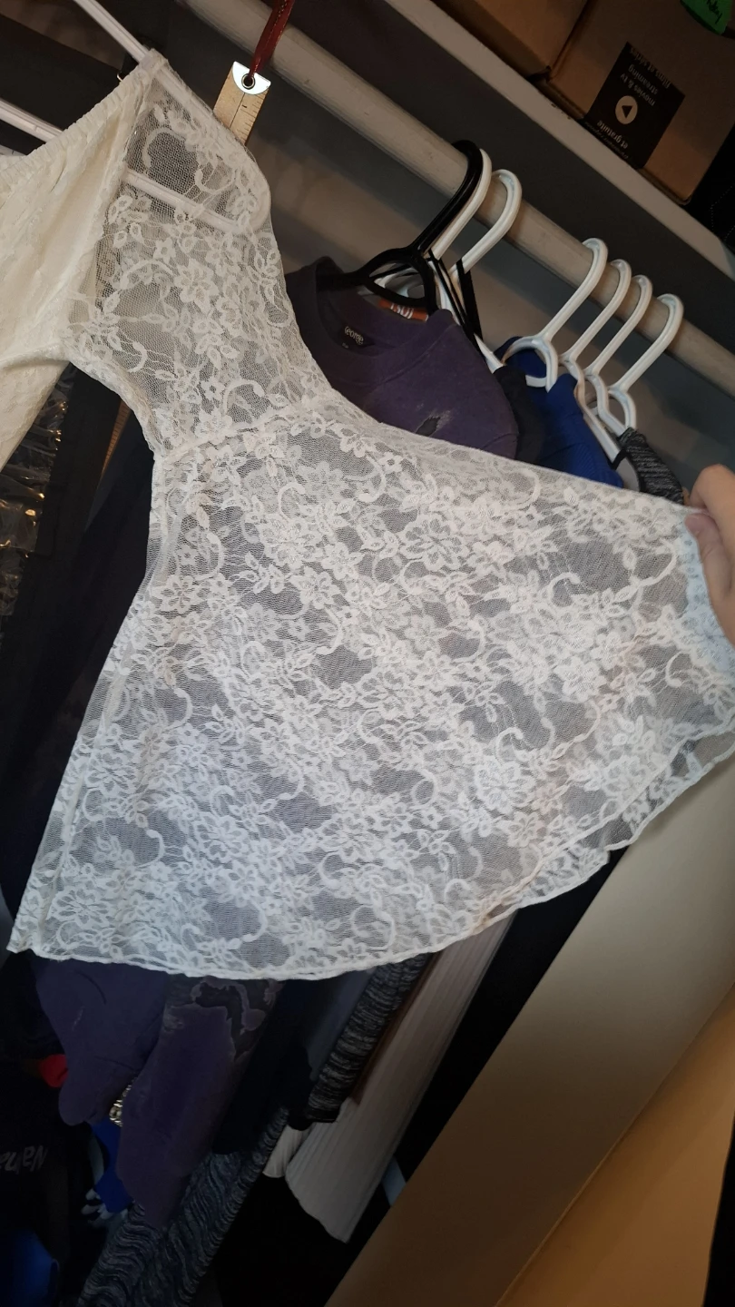 White Lace Bell Sleeve Maternity Dress - photo 3