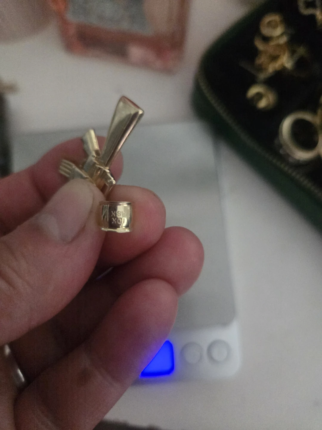 10K Gold AR-15 Rifle Pendant custom  made - photo 3