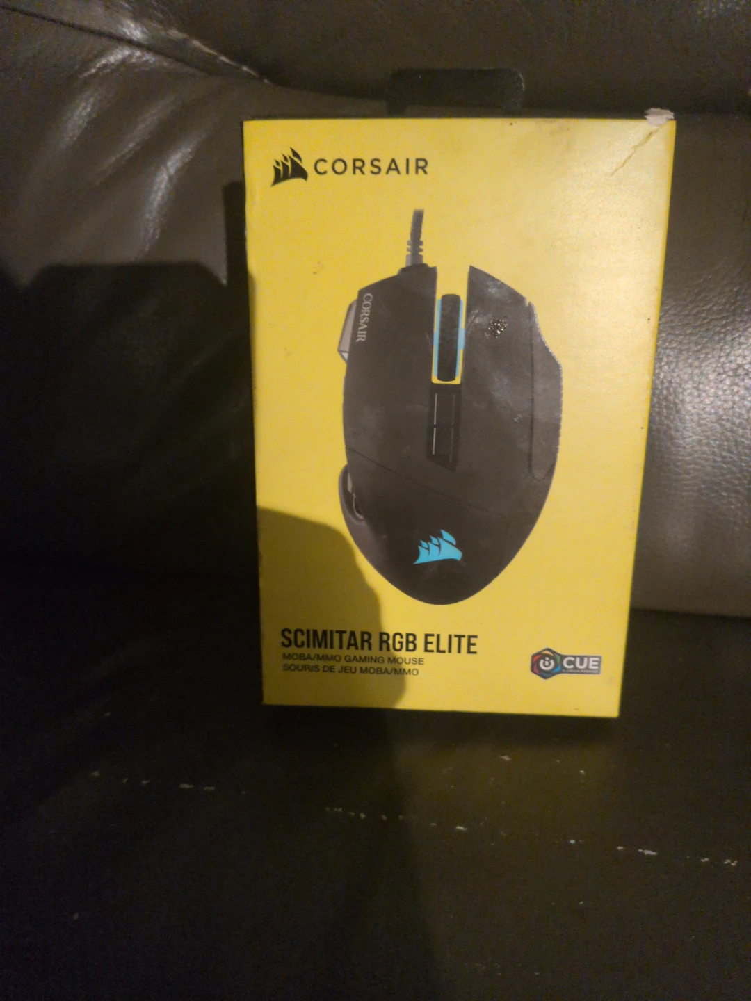 Corsair Scimitar RGB Elite MOBA/MMO Gaming Mouse - photo 2