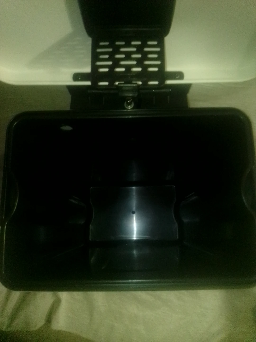 Simply - Magic Step Trash Can - photo 3