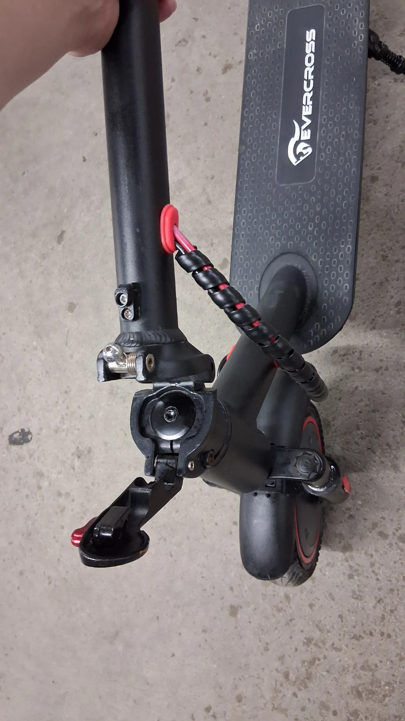 Escooter Dual Suspension Foldable, Fast, Battery Excellent - photo 5