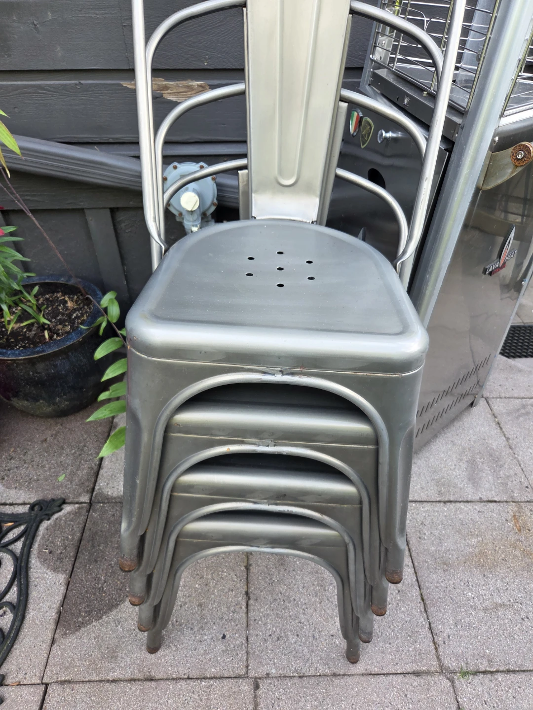 Set of 4 Metal  bistro chairs