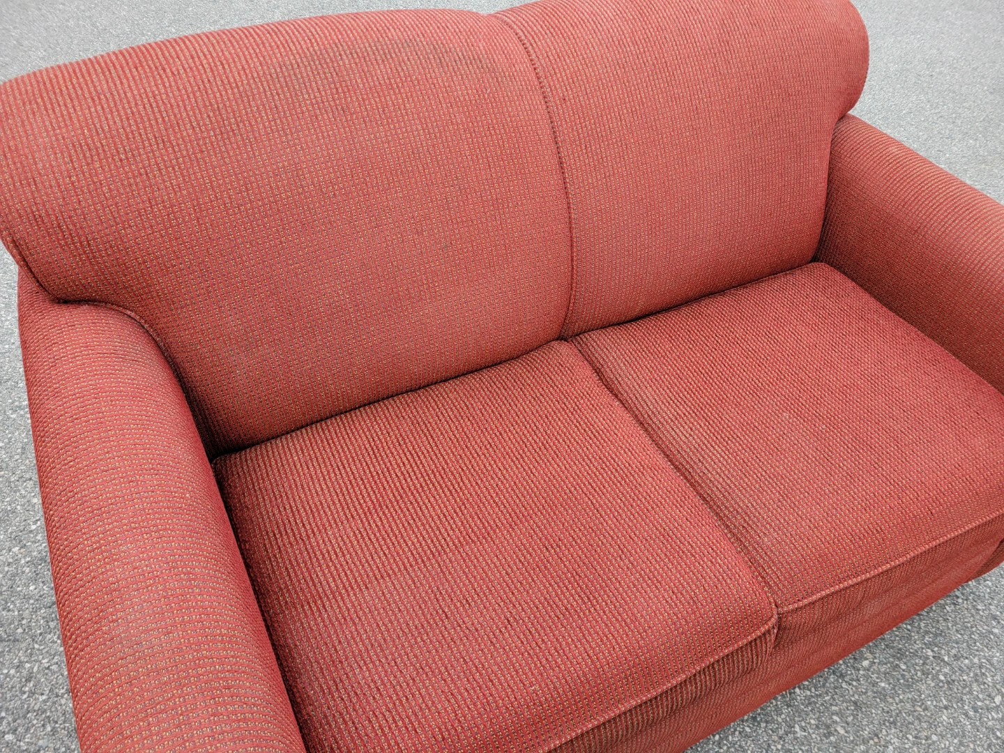 Beautiful Red Sofa Bed / Hide-A-Bed Sofa. - photo 3