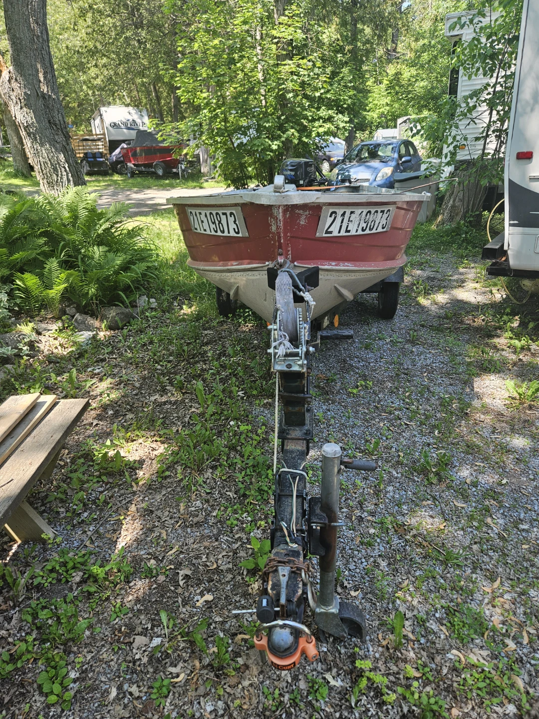 Aluminum Fishing Boat with Tohatsu 9.8HP Outboard Motor - photo 4