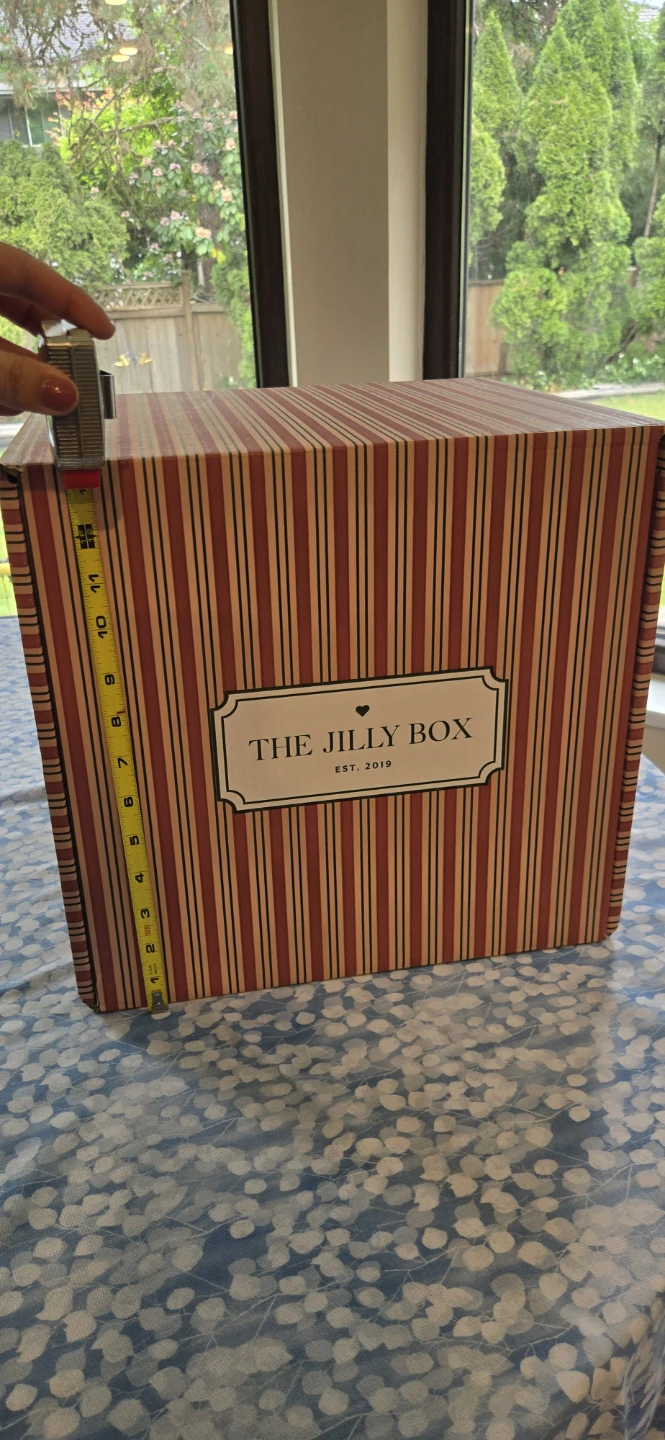 The Jilly Box empty