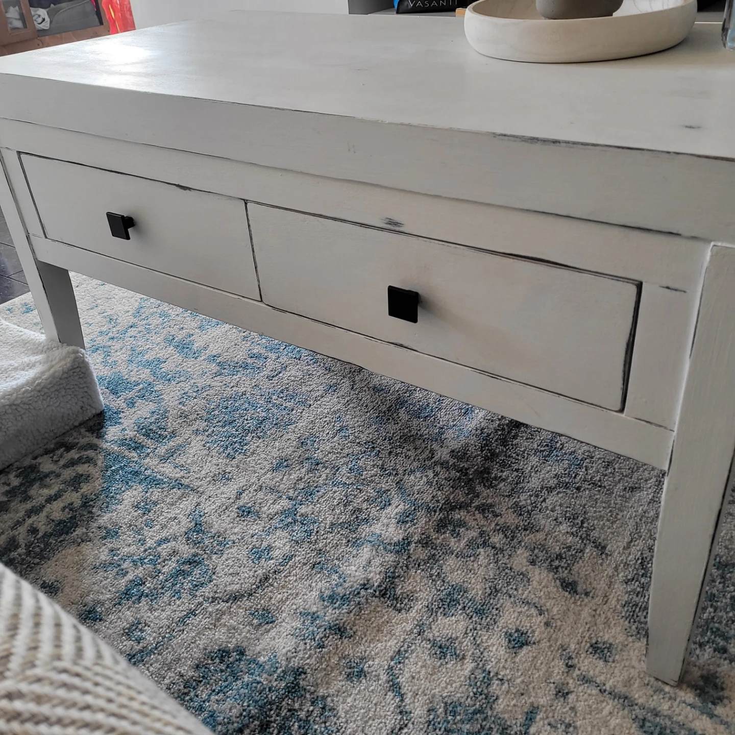 Farmhouse coffee table - photo 2