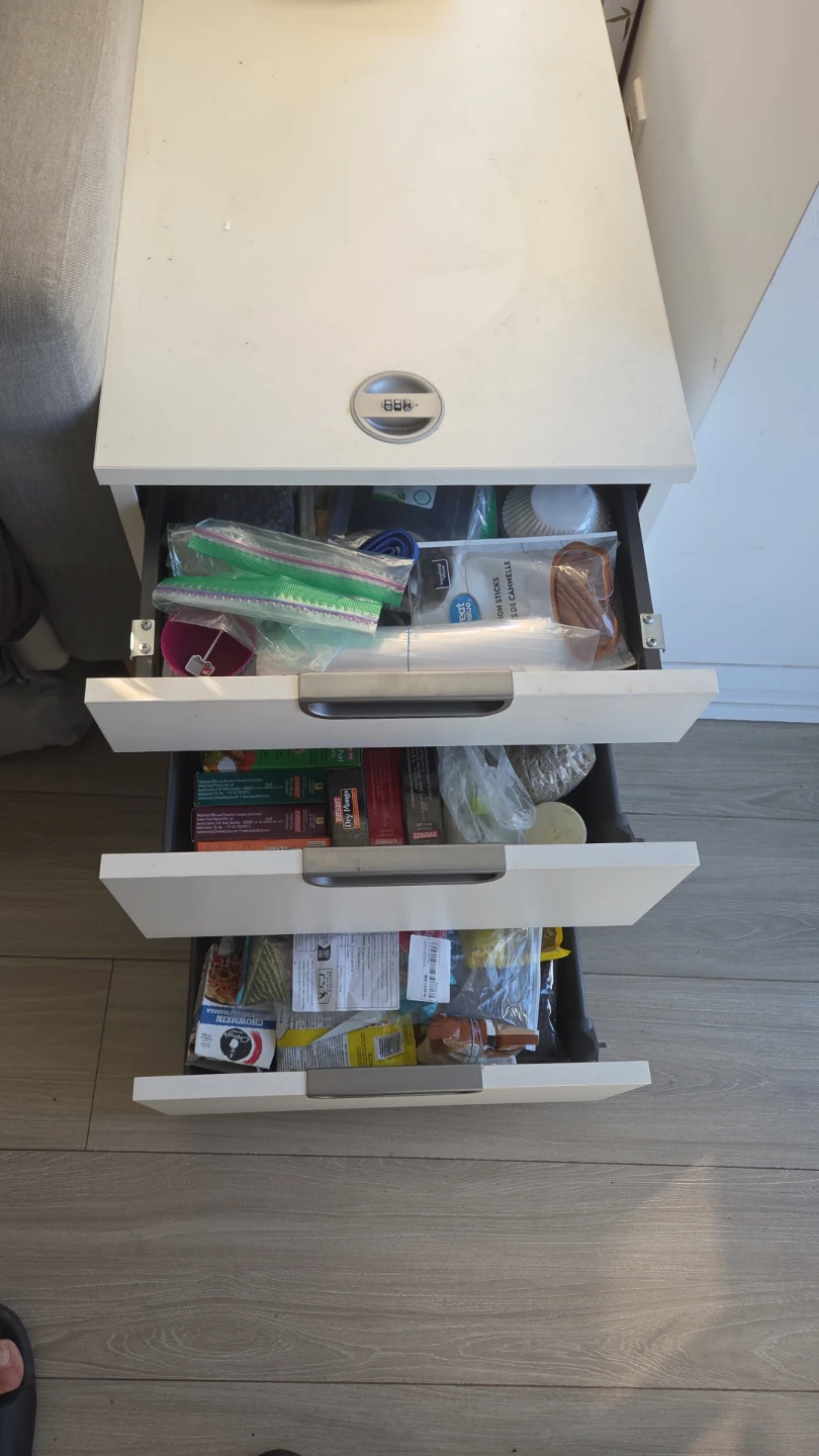 White 3-Drawer locker - photo 3