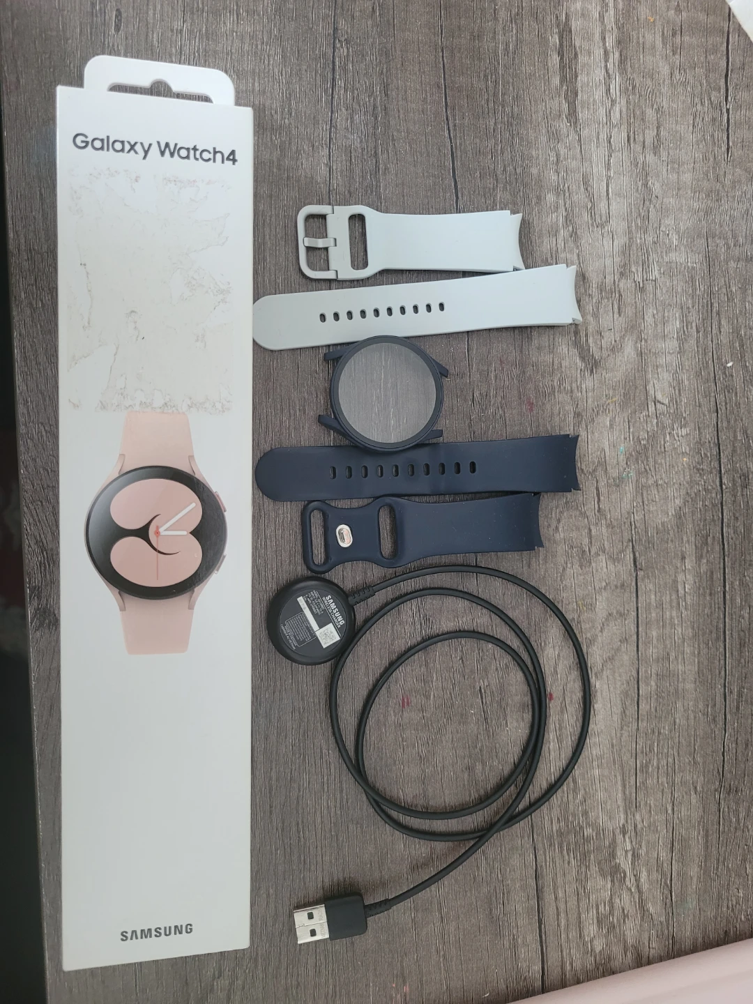 Samsung Galaxy Watch 4 rose gold 40mm Smartwatch