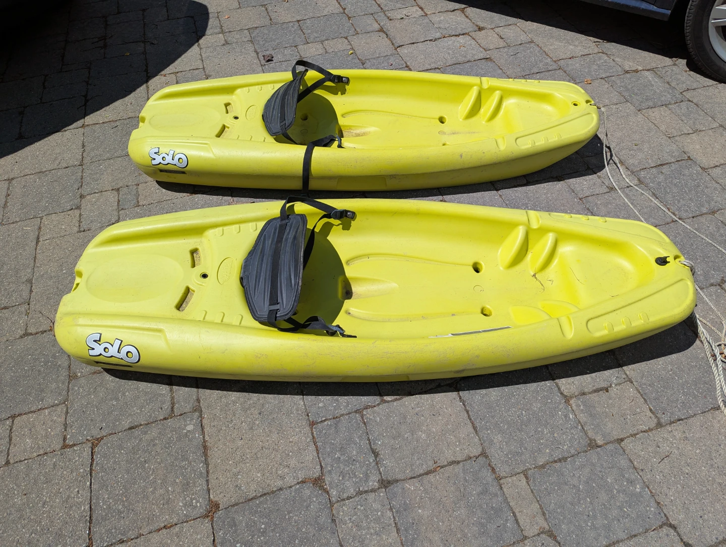2 x Yellow Solo Kayaks with Paddles - photo 2