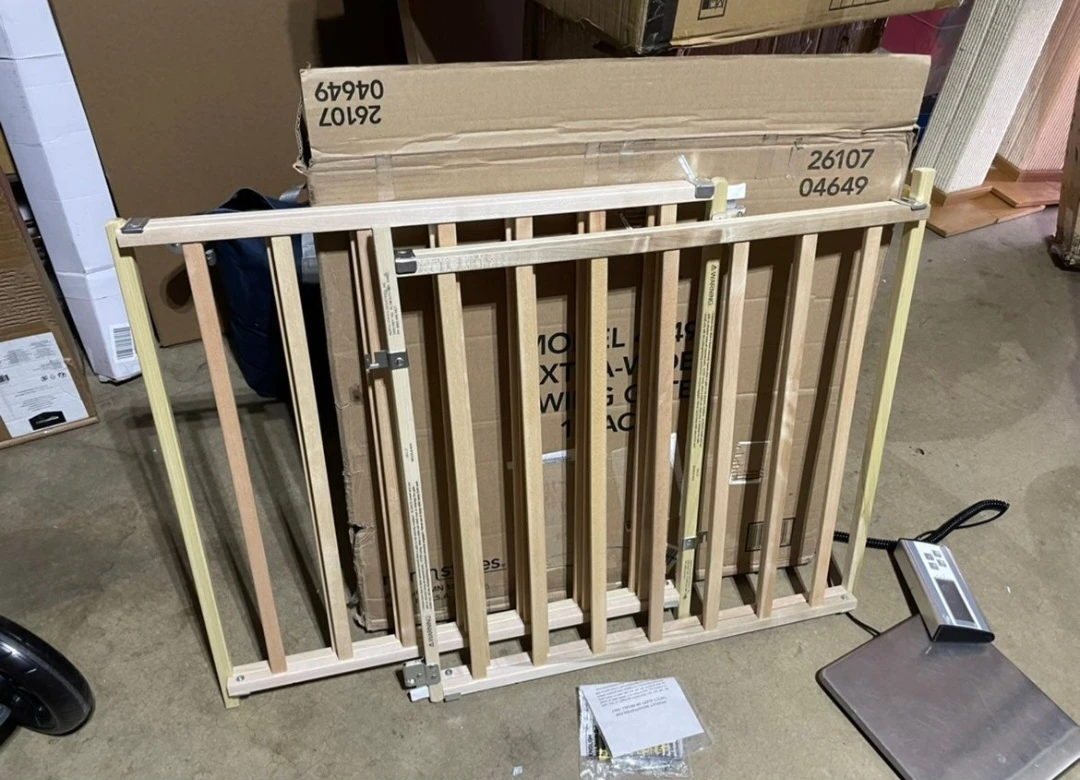 Toddleroo 103" Wide Extra Wide Baby Gate ⚽