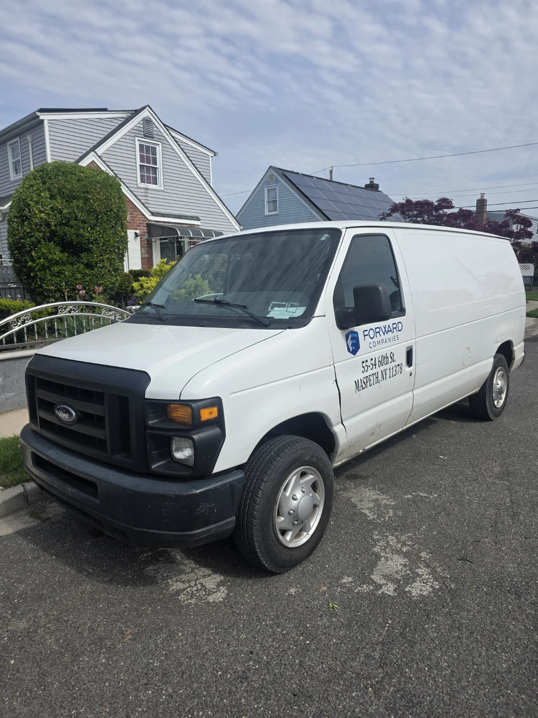 White Ford E-150 Van - photo 5