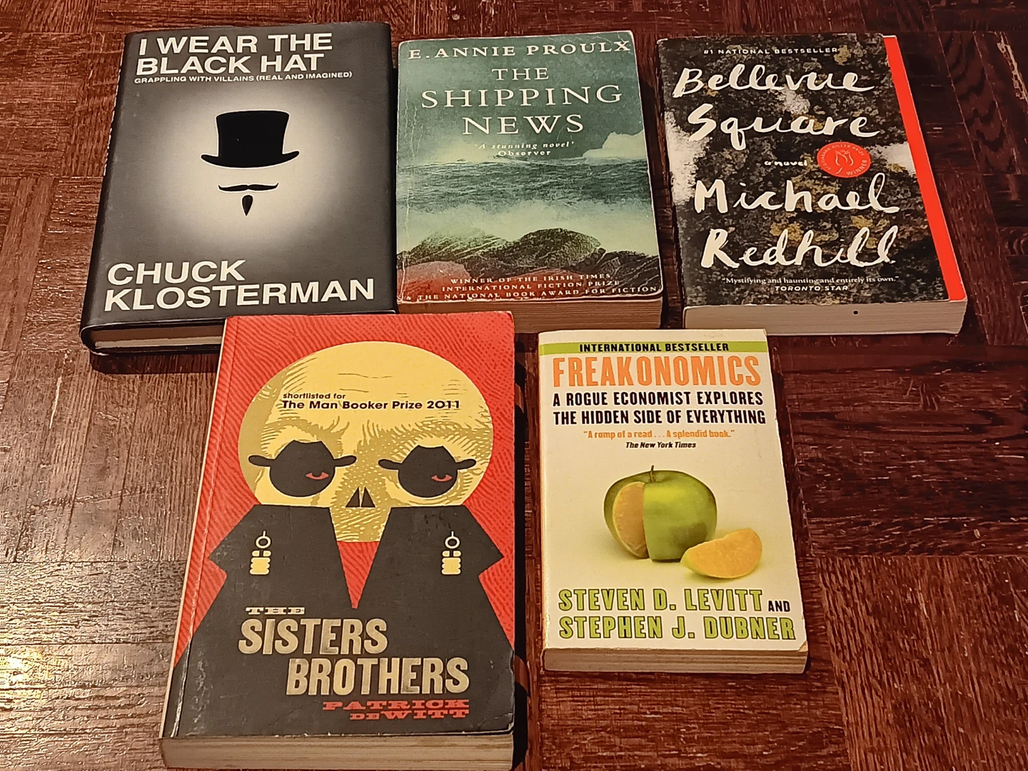 Book Bundle: The Shipping News, Freakonomics & More