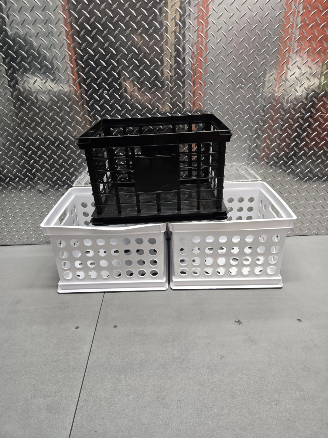 Set of 3 Storage Bins: 2 White, 1 Black - photo 2