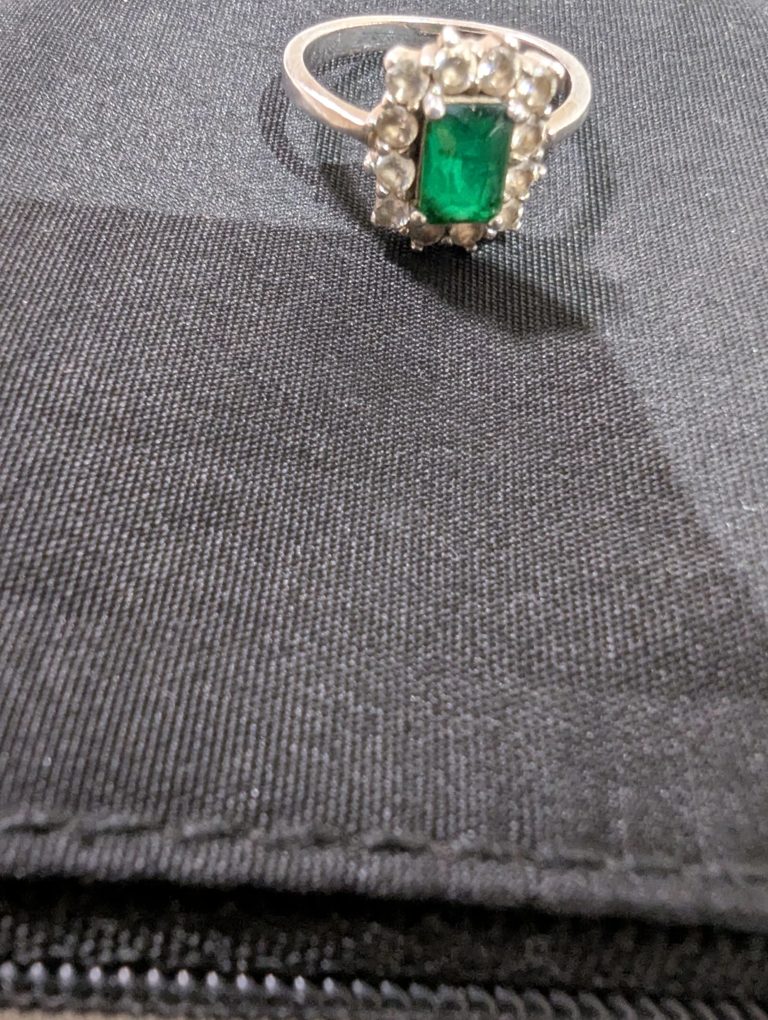 Sterling Silver Emerald Ring SZ 8 - photo 4