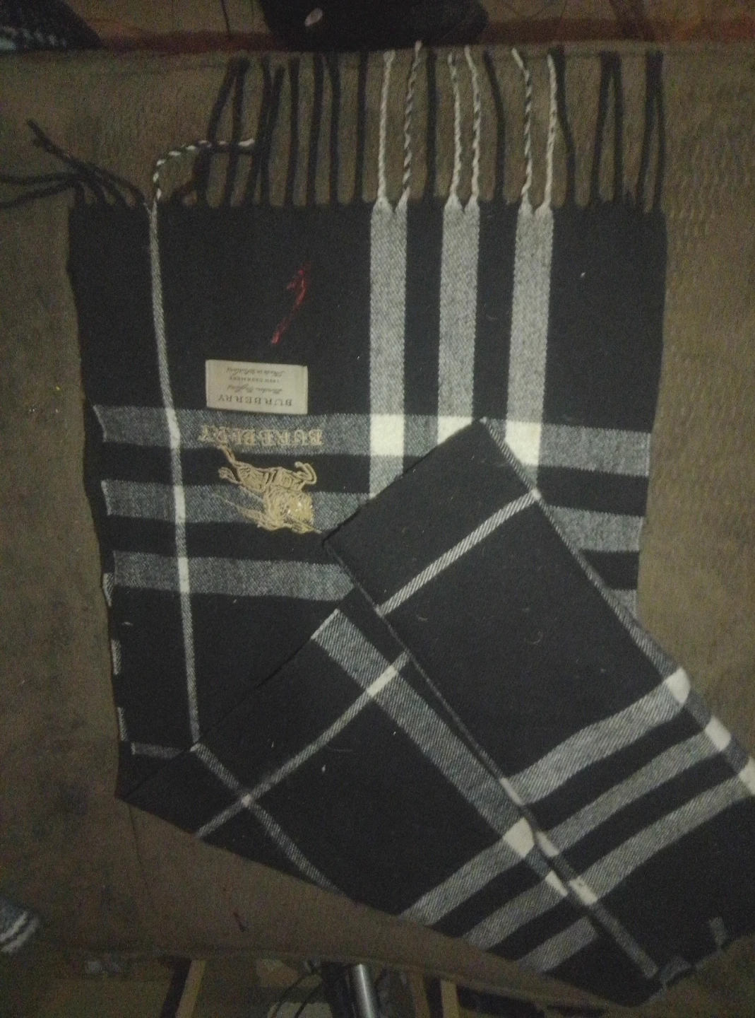 Burberry 100% Cashmere Scarf