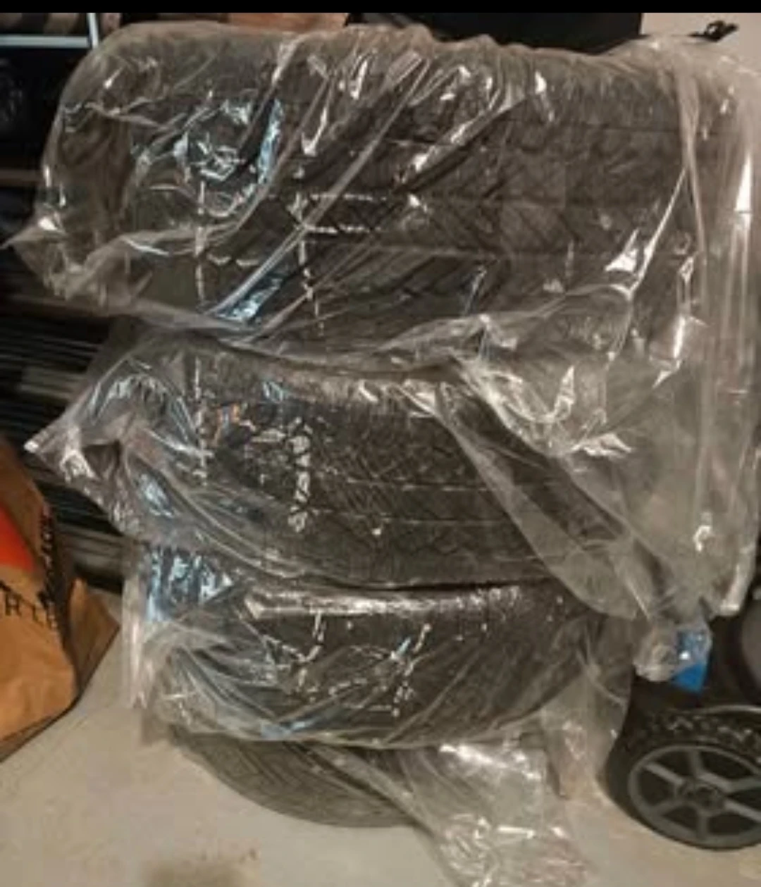 Bridgestone weatherpeak tires X4 - photo 2
