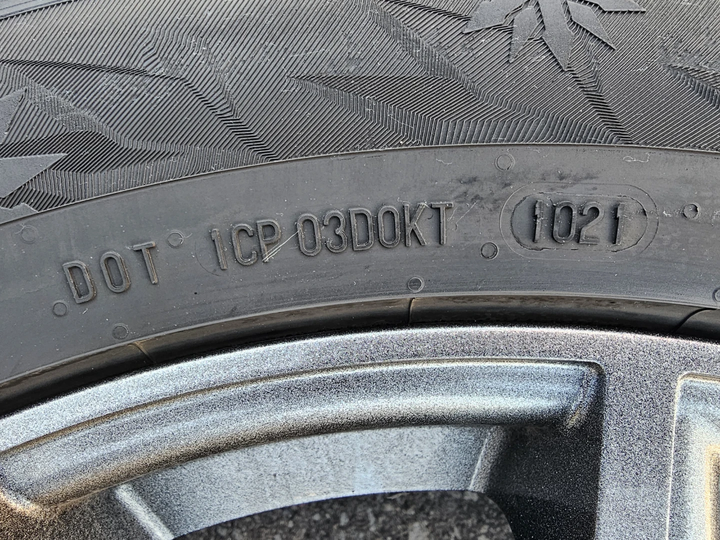 INFINITI QX60 WINTER PACKAGE 255/50 R20 - photo 5