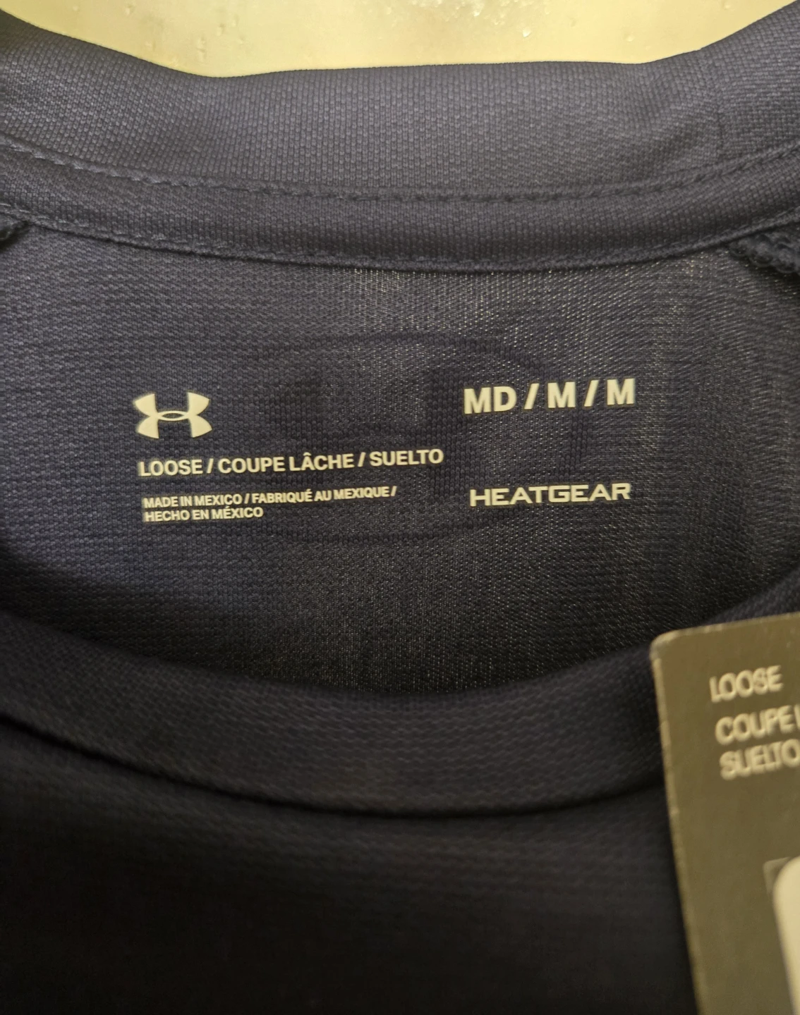 NWT Men's Medium Under Armour TEE.  HeatGear, Loose Fit. - photo 3