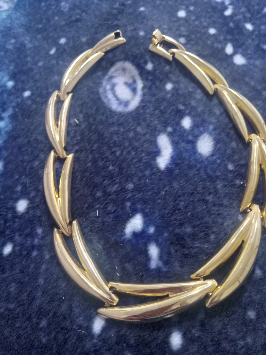 Gold tone chunky ring with rhinestones