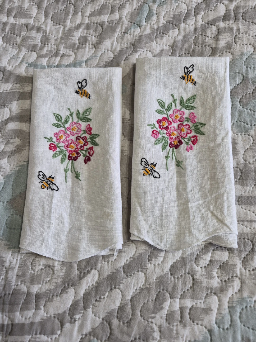 Pair of Beautiful Vintage 18 x 12" Embroidered Table Decor