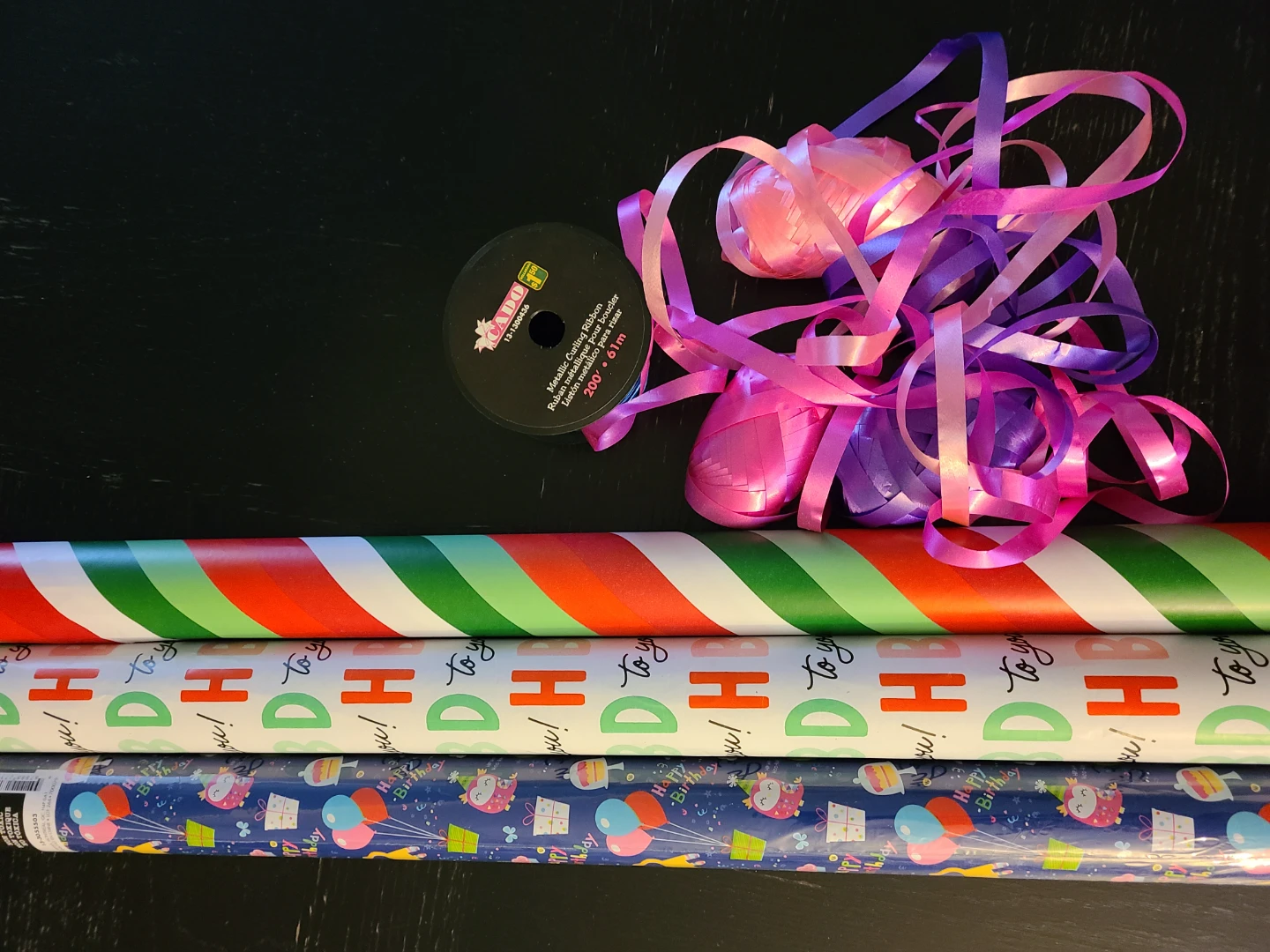 Cado Gift Wrap & Metallic Curling Ribbon Set