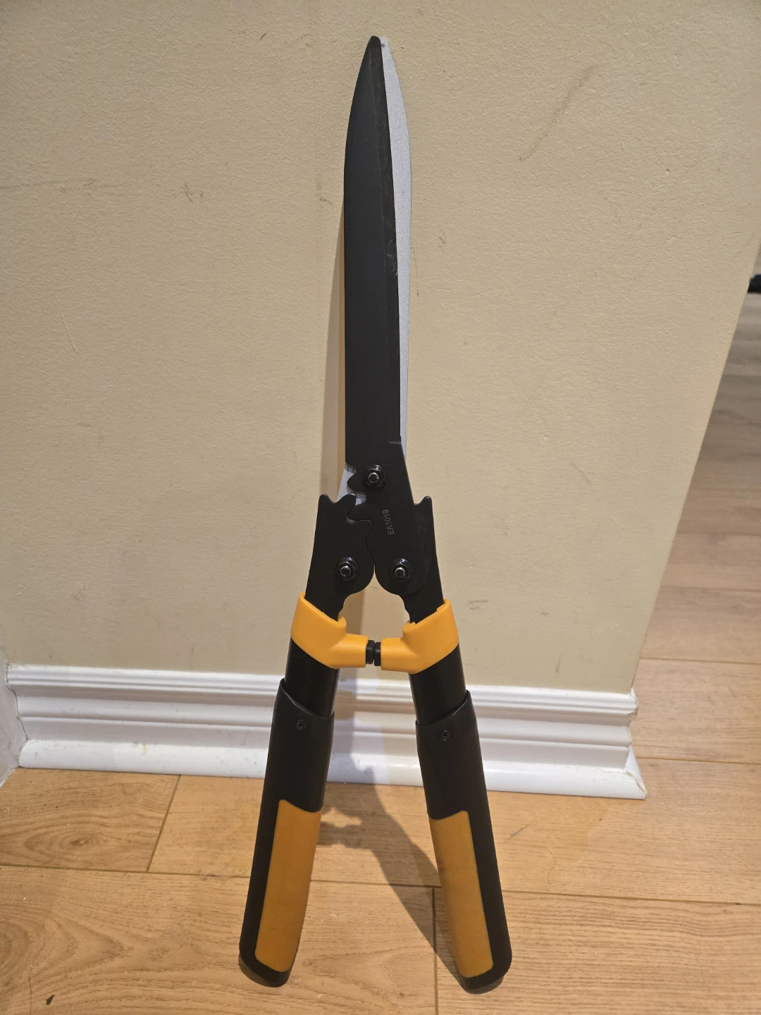 Fiskars PowerGear2 Hedge Trimmers - photo 4