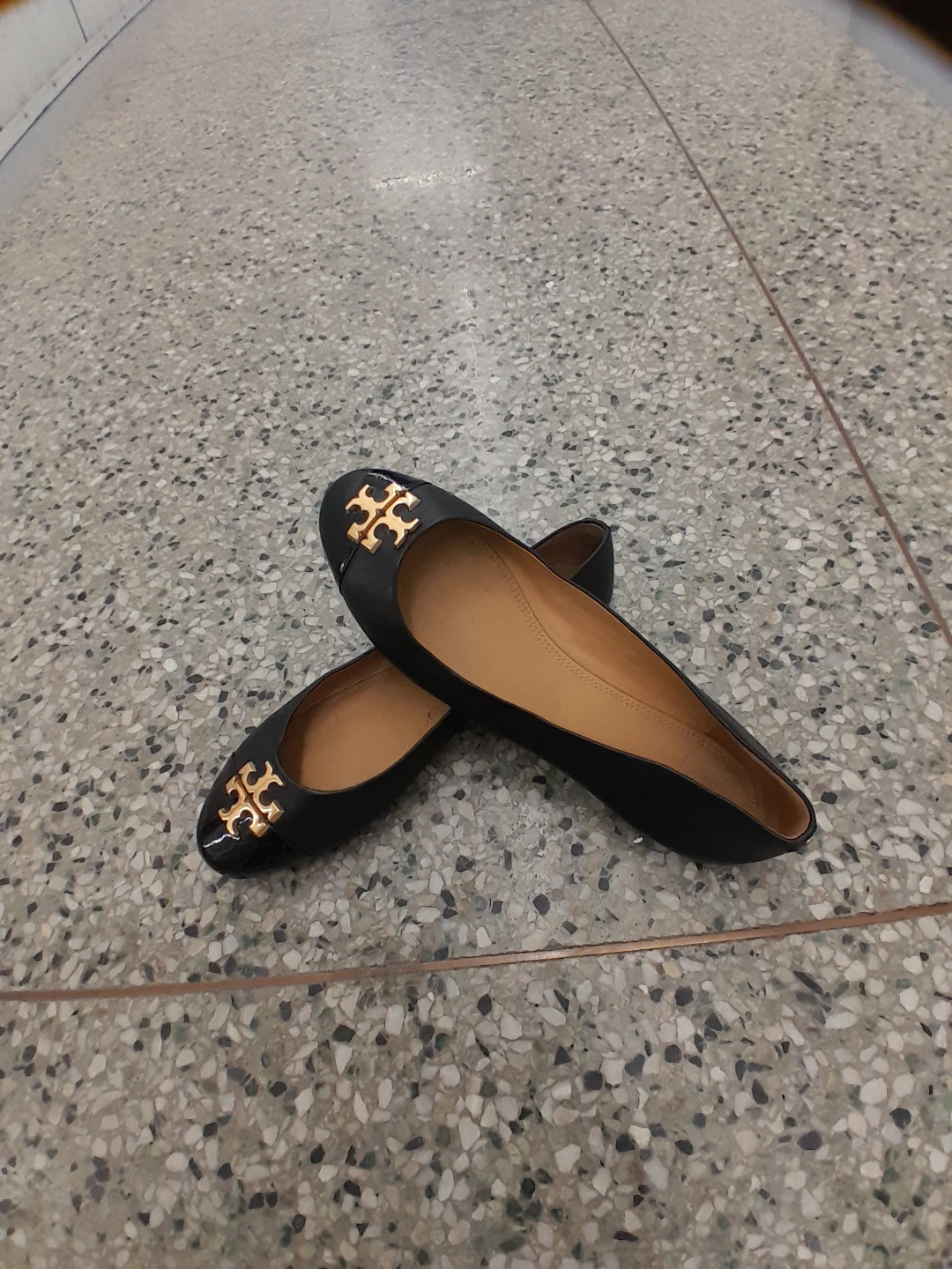Tory Burch Black Leather Ballet Flats Women's Size 12 - photo 5