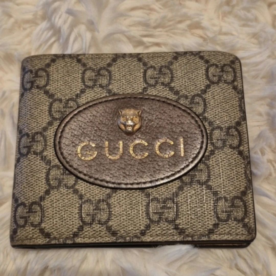 Gucci Neo Vintage GG Supreme Wallet