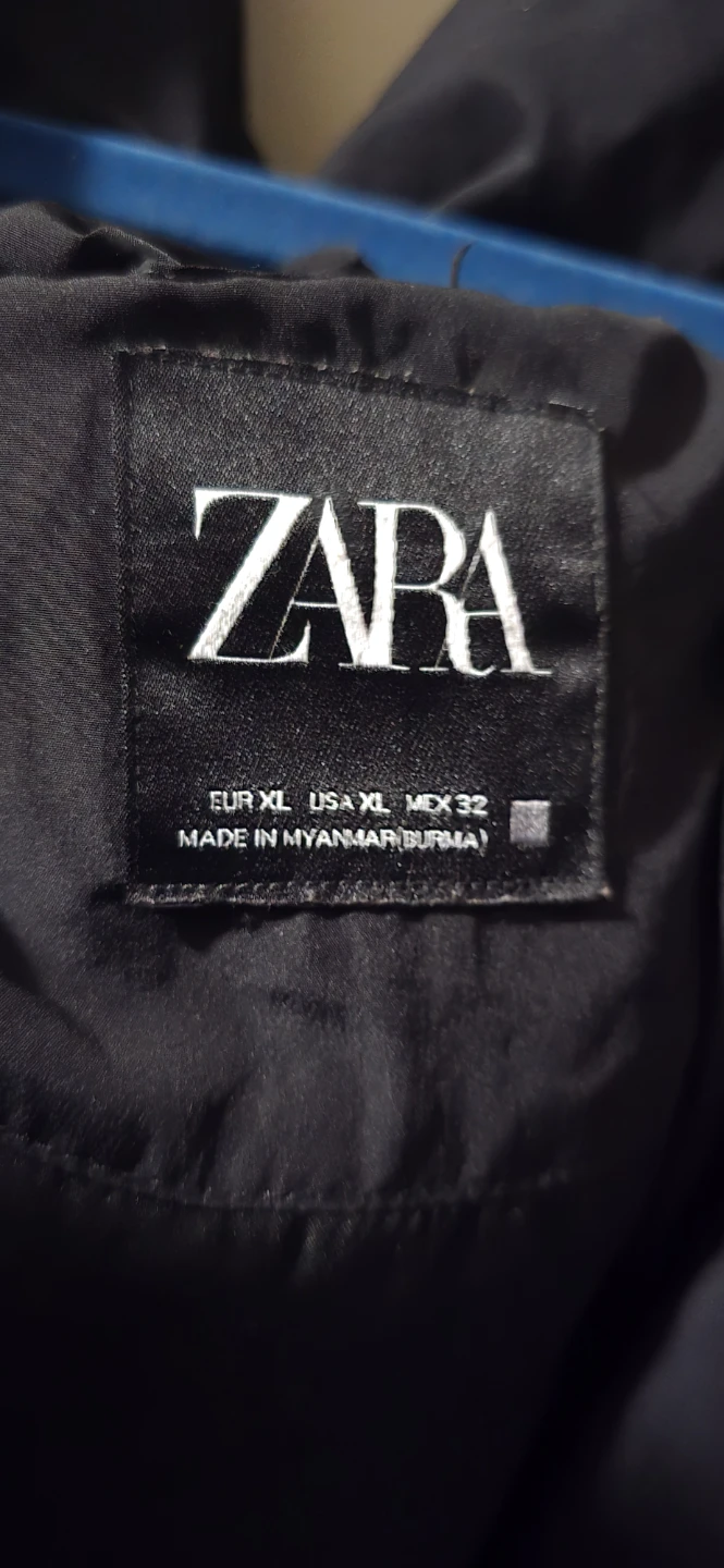 Zara Puffer Jacket - Black - photo 4