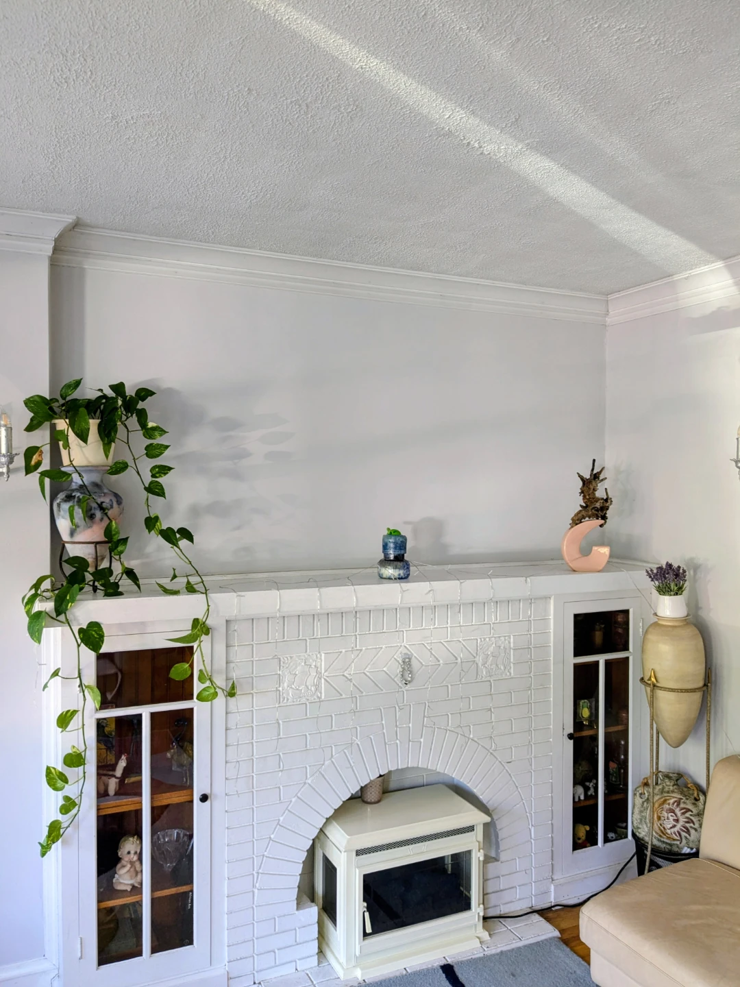 Indoor paint -- Shoreline