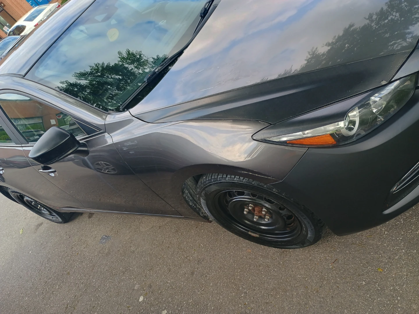 2018 Mazda3 Safety Certified+Carfax + winter tires included