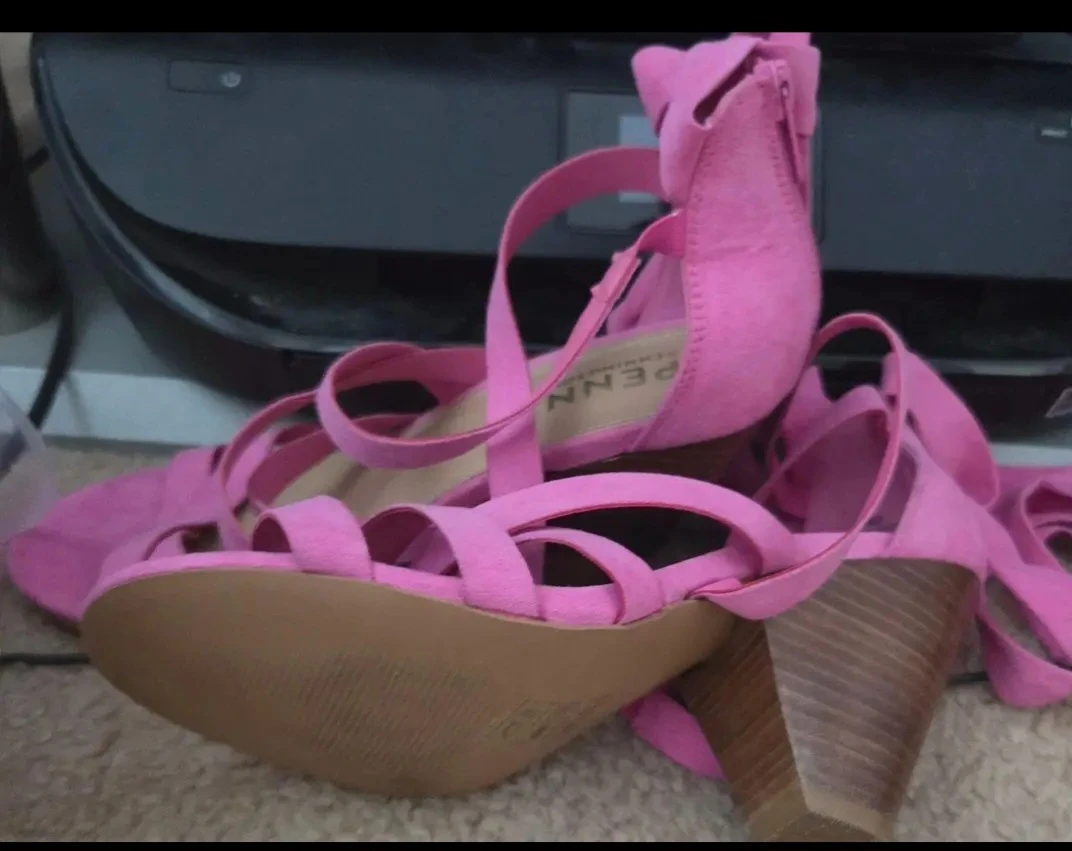 Pink Suede Strappy Heeled Sandals - photo 3