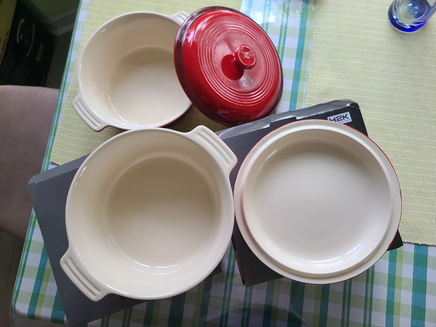 H2K Vintage Collection Casserole with Lid (67.5 OZ) - photo 2