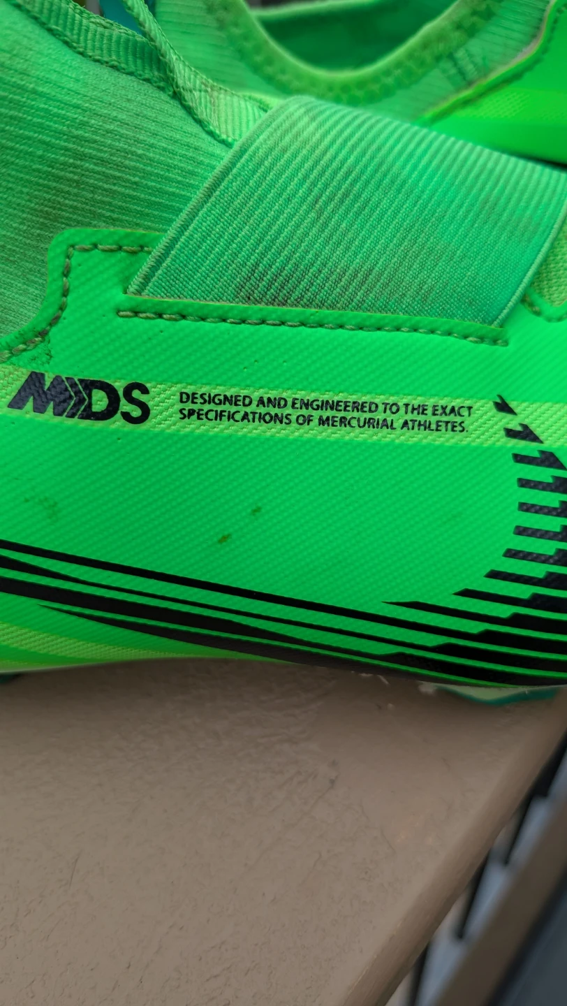 Air zoom Nike soccer cleats - photo 3