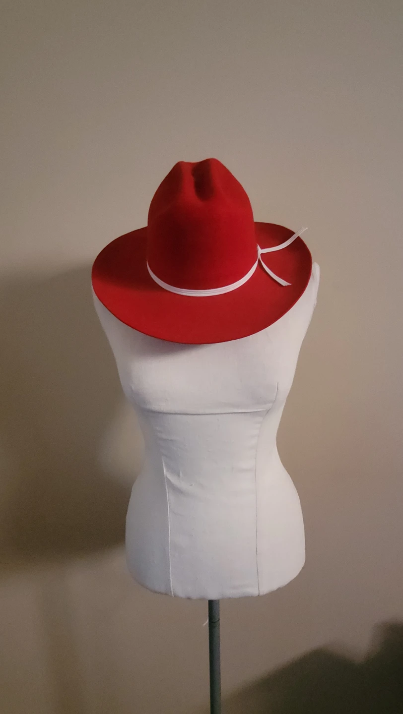 Red Cowboy Hat - photo 3