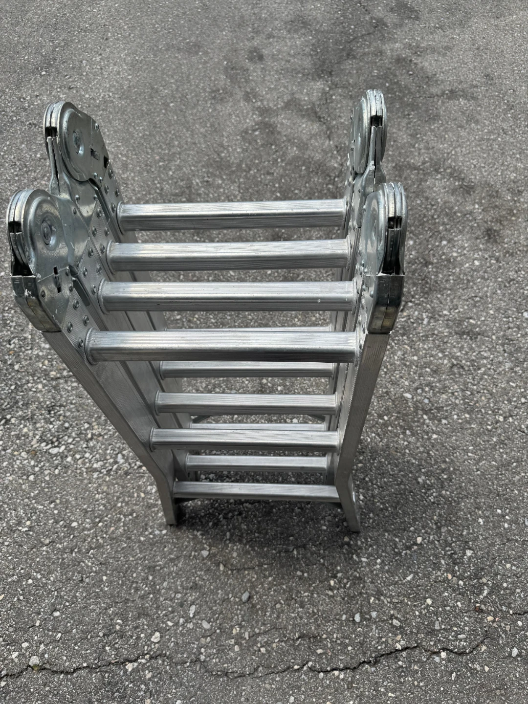 Industrial 12 ft Multi-Lite Aluminum Articulated Ladder - photo 4