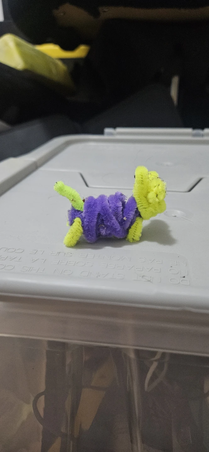 Handmade Pipe Cleaner Cat Figure - photo 3