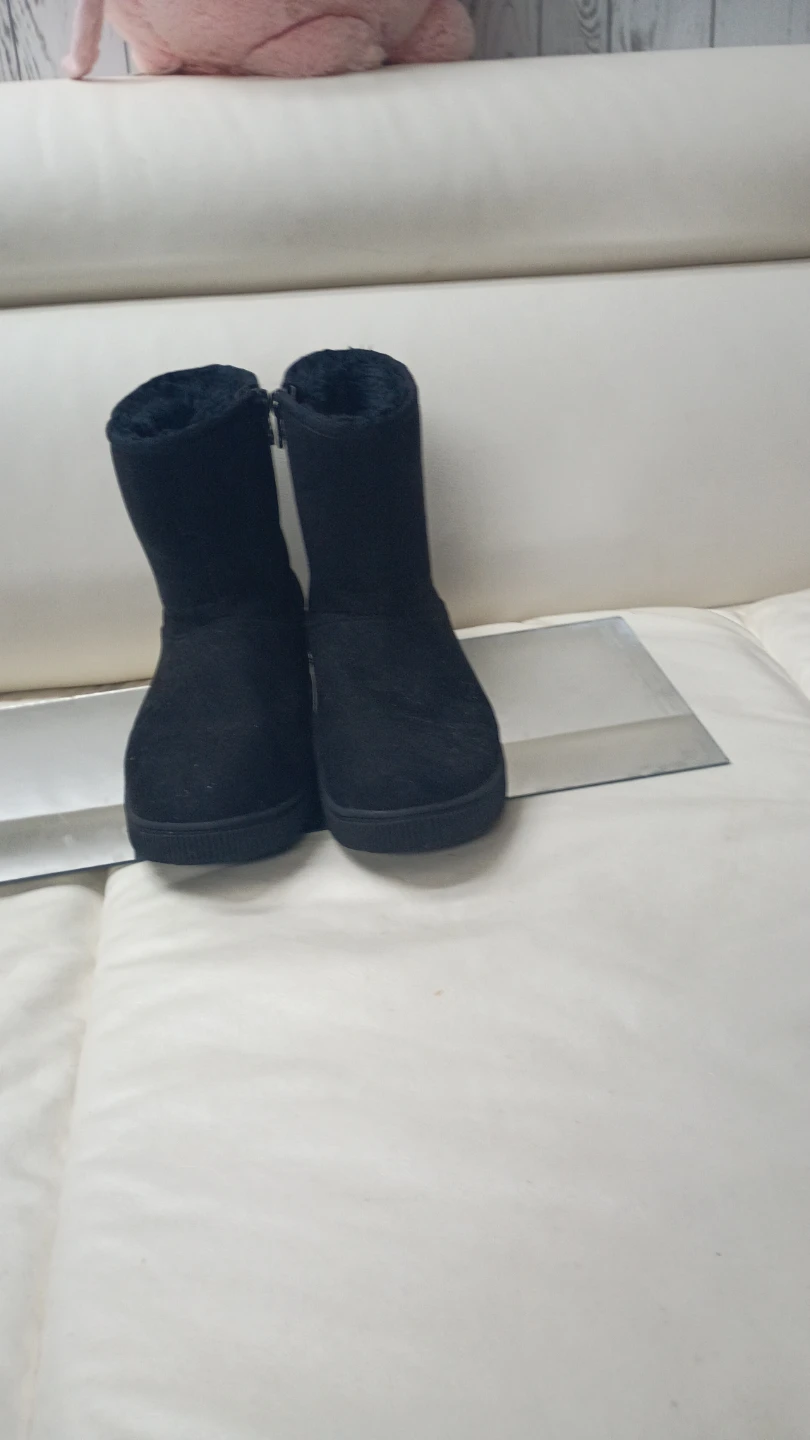 Cat & Jack Black Winter Boots Size 2