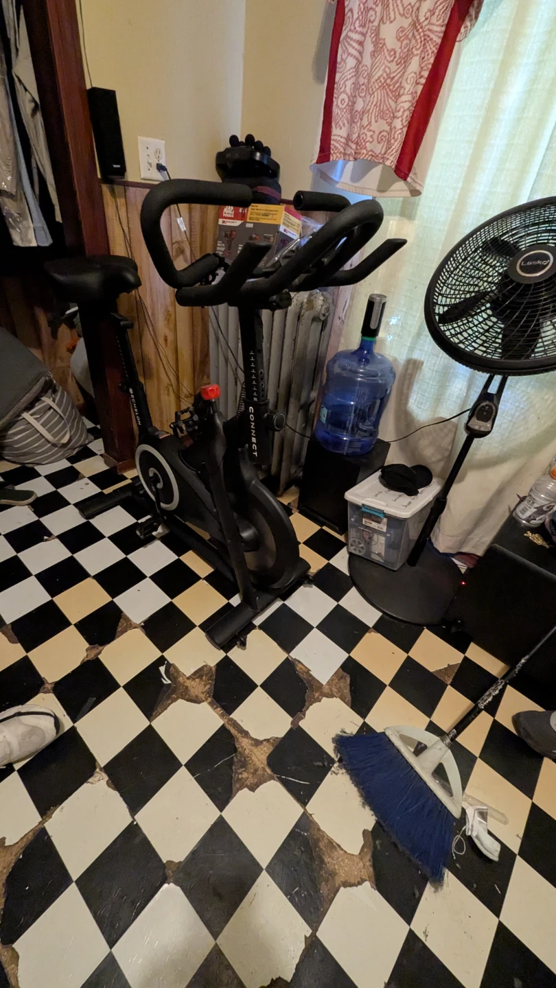 Echelon Connect Exercise Bike - photo 3