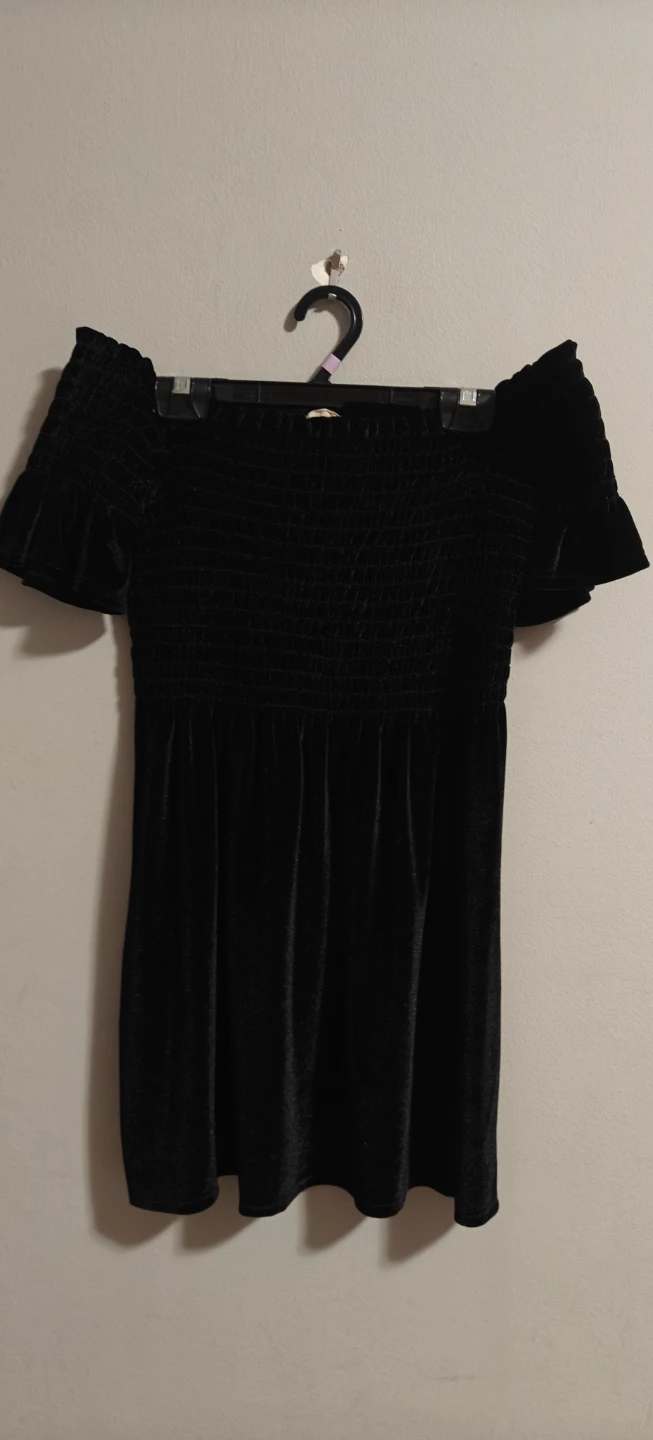 Black Velvet Smocked Off-the-Shoulder Dress - photo 2