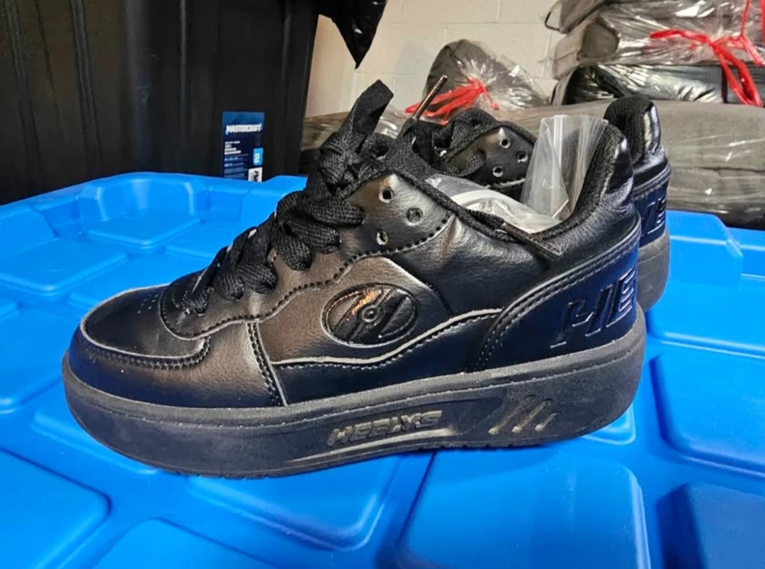 Black Heelys Shoes
