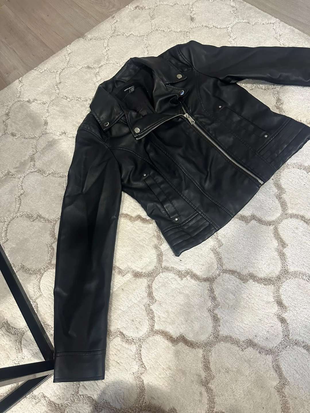 Closet Clean-Out: Part 1! Everything is $5. Part 2 - photo 2