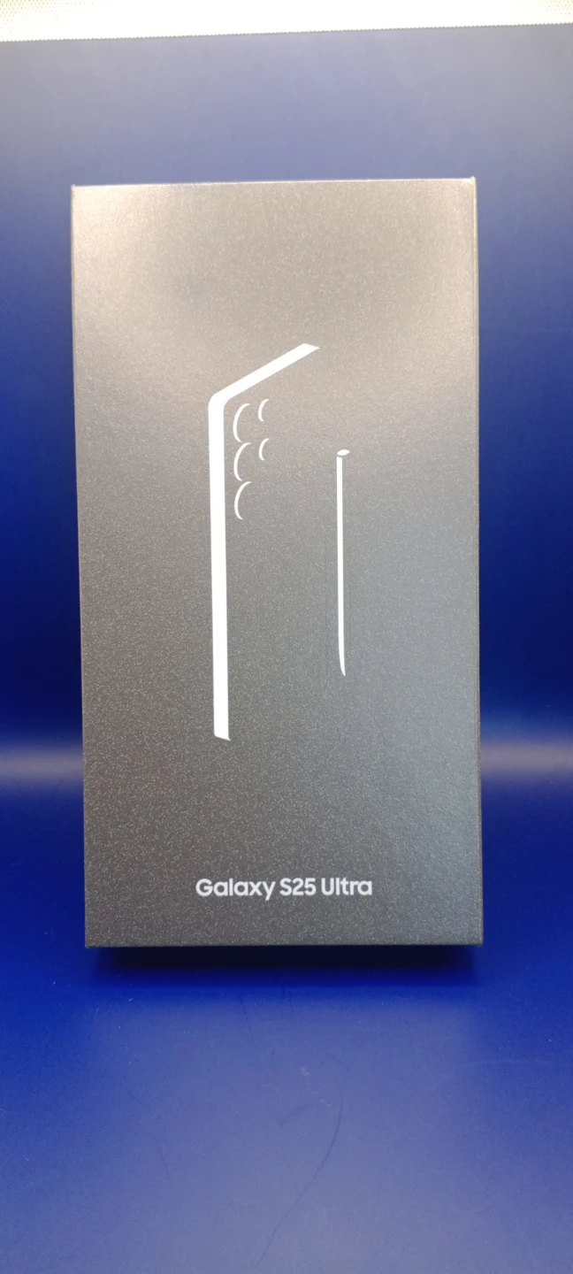 Samsung Galaxy S25 Ultra Box with Accessories