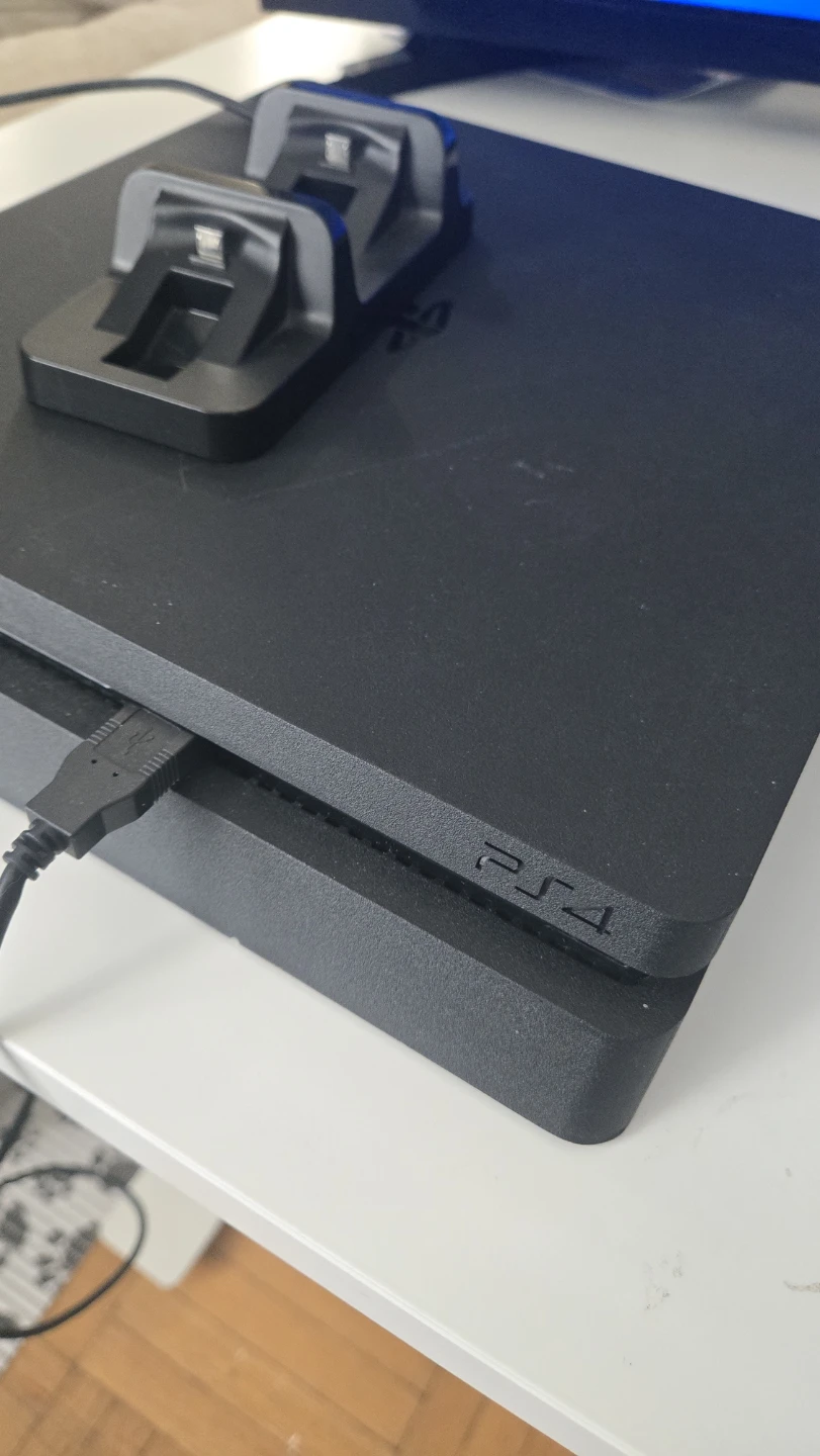 Sony PlayStation 4 Slim with Controller and Charging Dock - photo 3