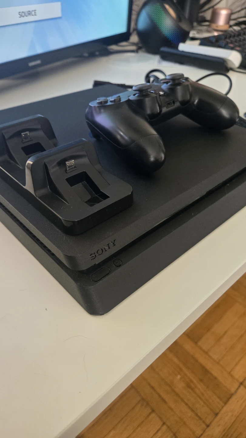 Sony PlayStation 4 Slim with Controller and Charging Dock - photo 5
