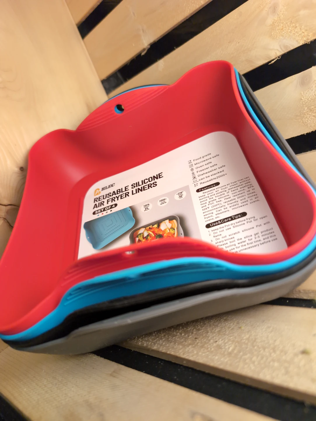 AHLEC Reusable Silicone Air Fryer Liners - Set of 4 - photo 3