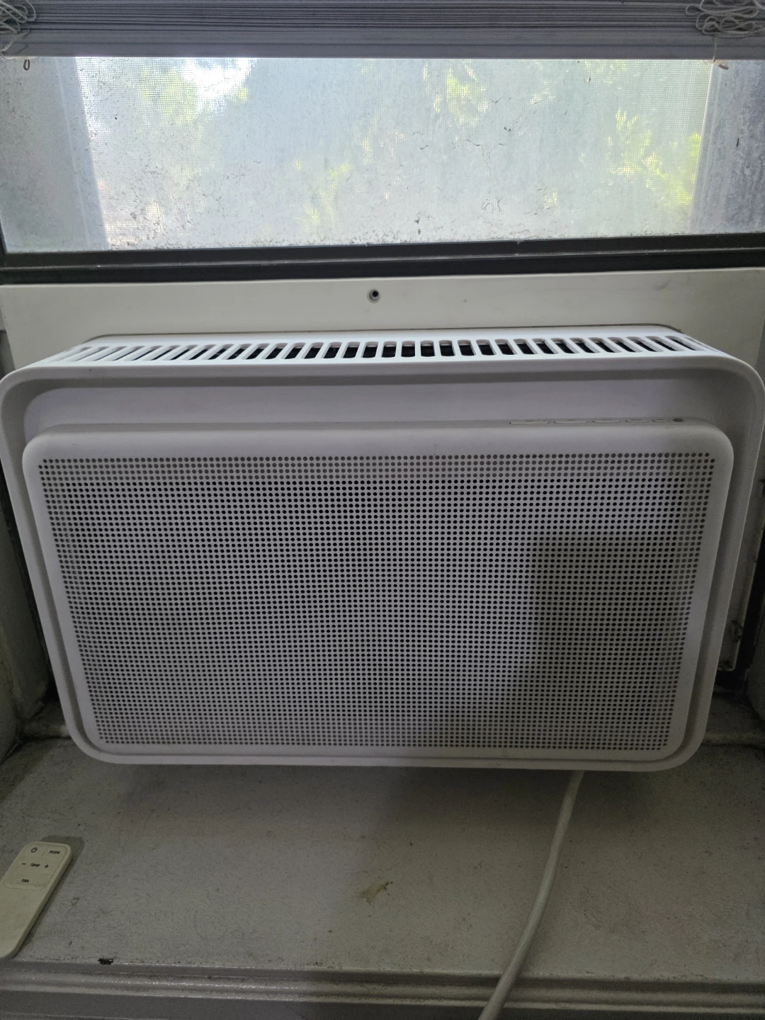 Windmill 8000 Btu Air Conditioner with Remote